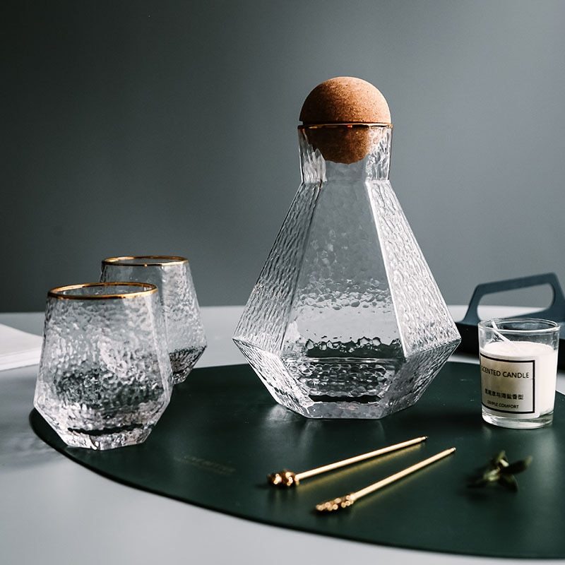 Decanter & Tumblers set